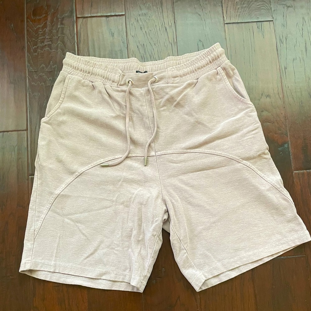 Zara Essence Jogging Shorts